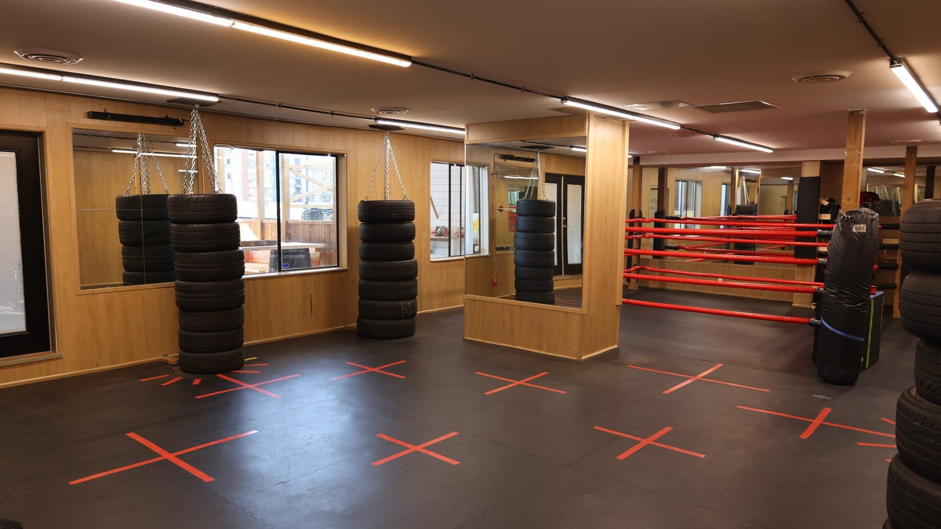 boxing classes langley at Kingdom Athletics: the boxing ring and training floor